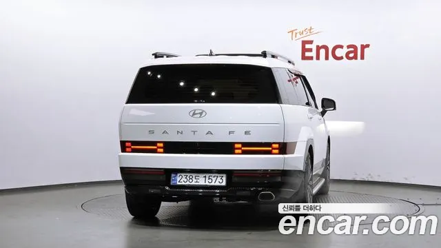 Hyundai Santa Fe 2024 thumb 4