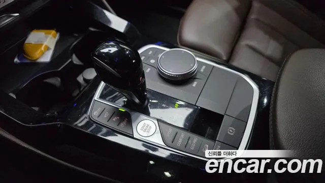 BMW X4 2023 thumb 9