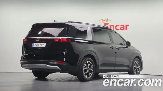 Kia Carnival 2022 thumb 2