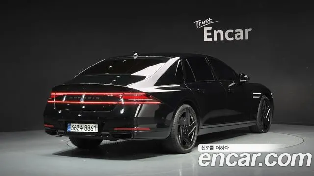 Genesis G90 2022 thumb 2