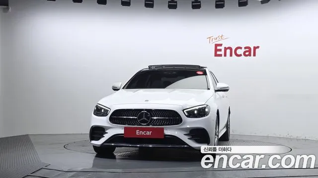 Mercedes-Benz E-Класс 2021 thumb 3