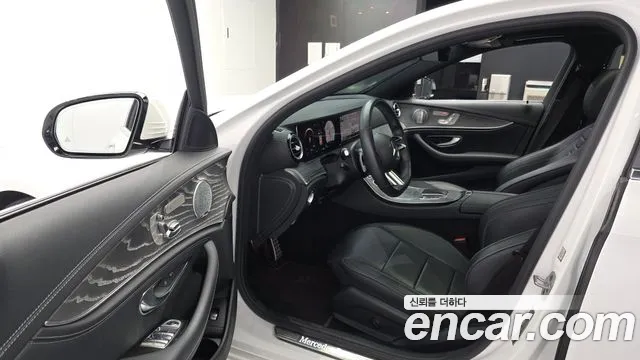 Mercedes-Benz E-Класс 2021 thumb 10