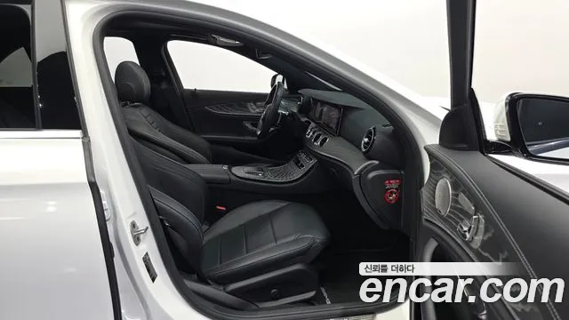 Mercedes-Benz E-Класс 2021 thumb 11