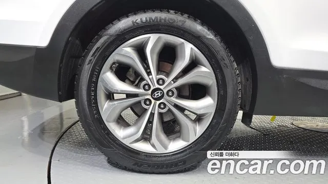 Hyundai Santa Fe 2014 thumb 5