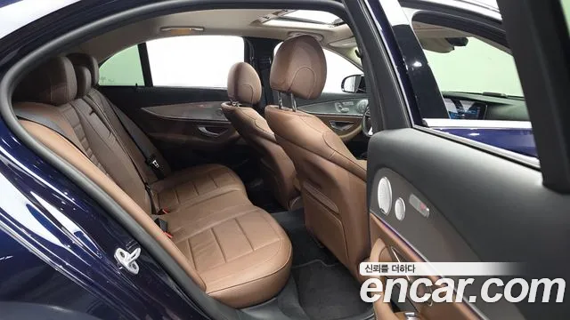 Mercedes-Benz E-Класс 2020 thumb 12