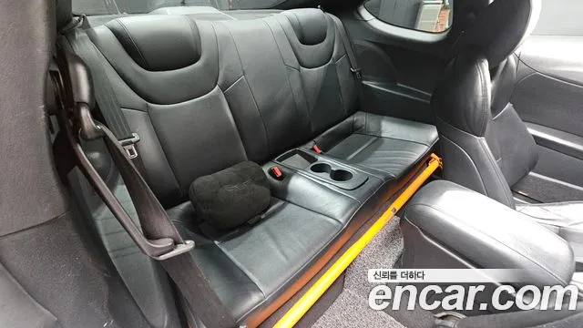 Hyundai Genesis 2011 thumb 12