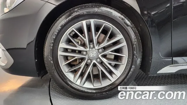 Hyundai Grandeur 2017 thumb 5