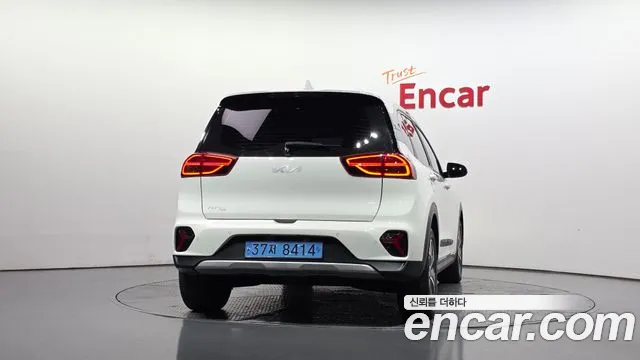 Kia Niro 2022 thumb 4