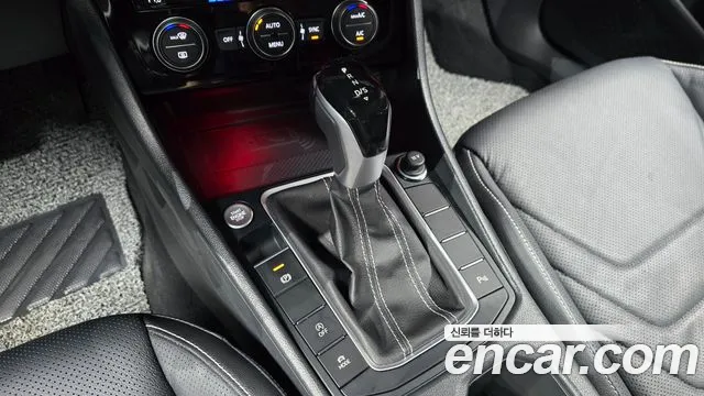 Volkswagen Jetta 2024 thumb 8