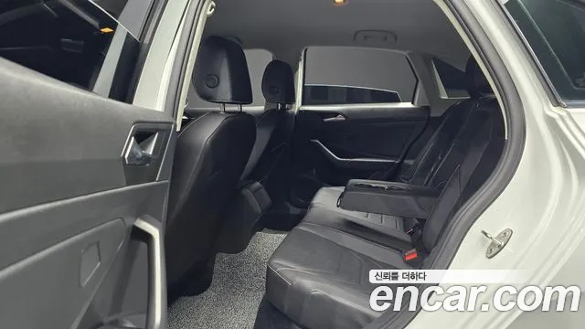 Volkswagen Jetta 2024 thumb 11