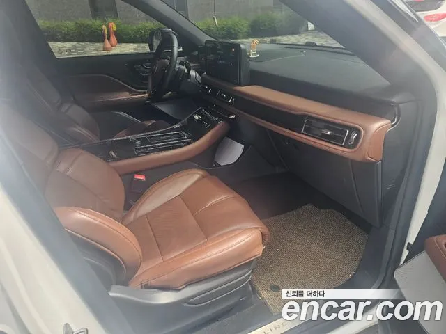 Lincoln Aviator 2025 thumb 6