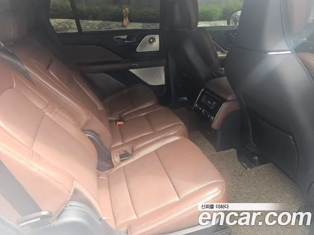 Lincoln Aviator 2025 thumb 7