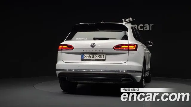 Volkswagen Touareg 2020 thumb 4