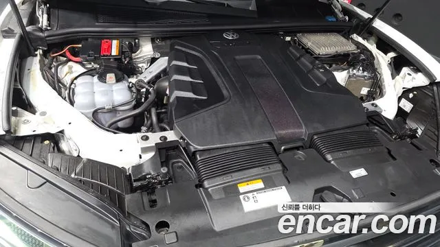 Volkswagen Touareg 2020 thumb 6