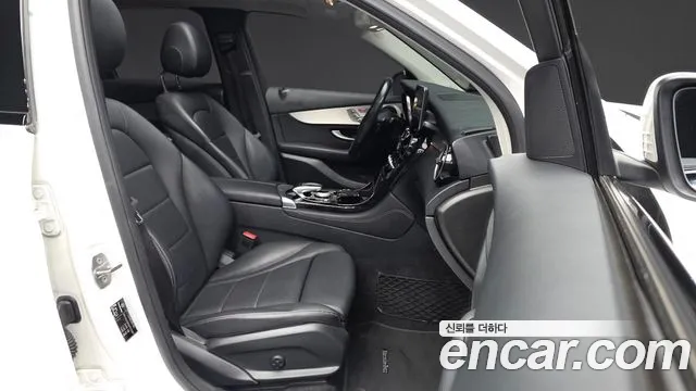 Mercedes-Benz GLC 2018 thumb 11
