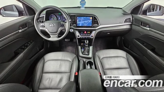 Hyundai Avante 2017 thumb 7
