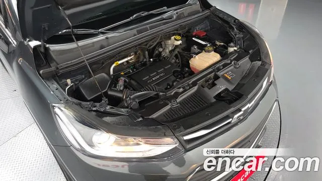 ChevroletGMDaewoo Tracker 2016 thumb 6