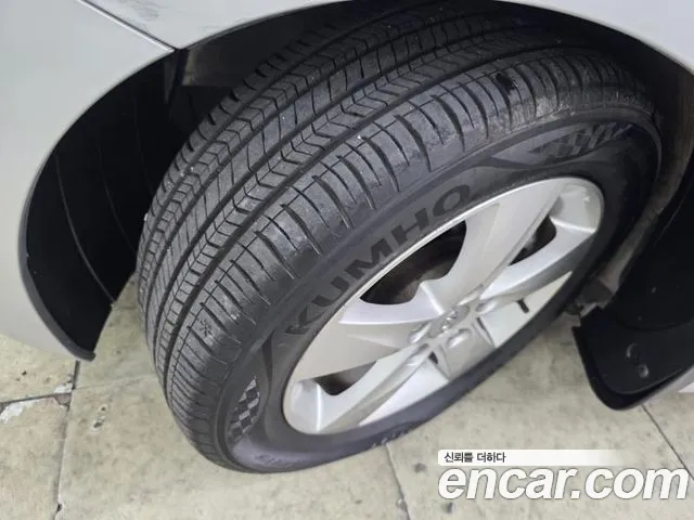 Hyundai Avante 2011 thumb 4