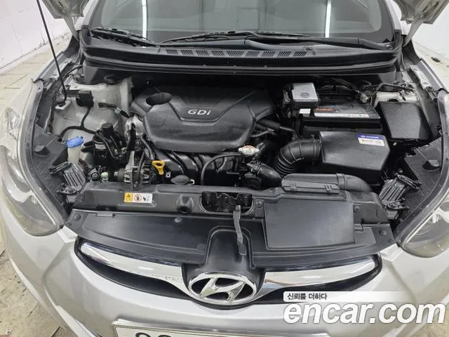 Hyundai Avante 2011 thumb 10