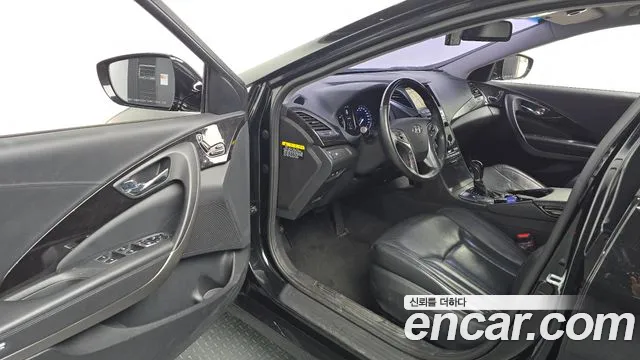 Hyundai Grandeur 2017 thumb 9