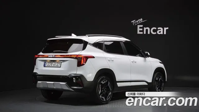 Kia Seltos 2024 thumb 2