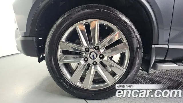 KG_Mobility_Ssangyong Rexton 2020 thumb 5