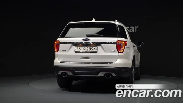 Ford Explorer 2018 thumb 4