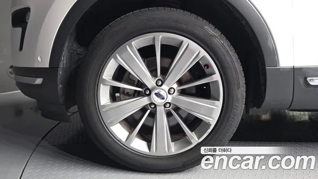 Ford Explorer 2018 thumb 5