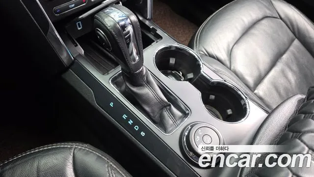 Ford Explorer 2018 thumb 9