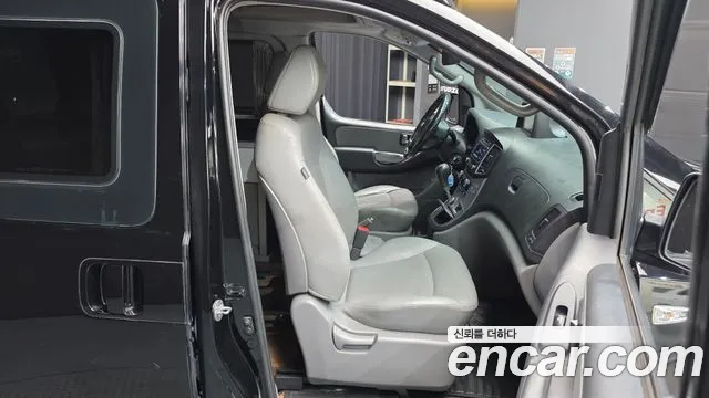 Hyundai Starex 2015 thumb 11