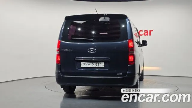 Hyundai Starex 2016 thumb 4