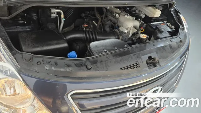 Hyundai Starex 2016 thumb 6