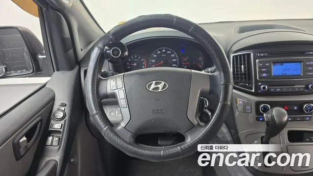 Hyundai Starex 2016 thumb 12