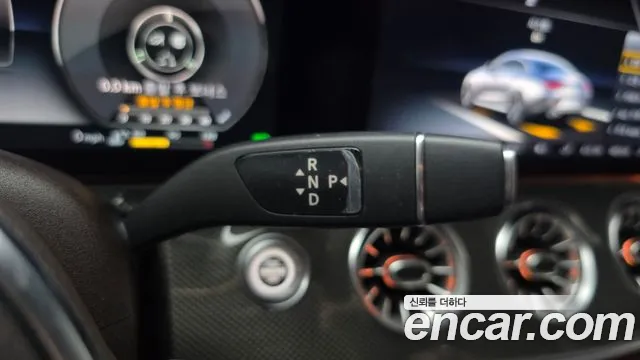 Mercedes-Benz CLS-Class 2019 thumb 9