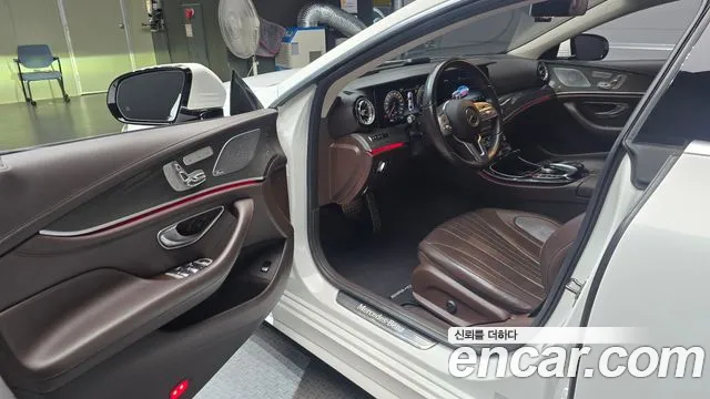 Mercedes-Benz CLS-Class 2019 thumb 10