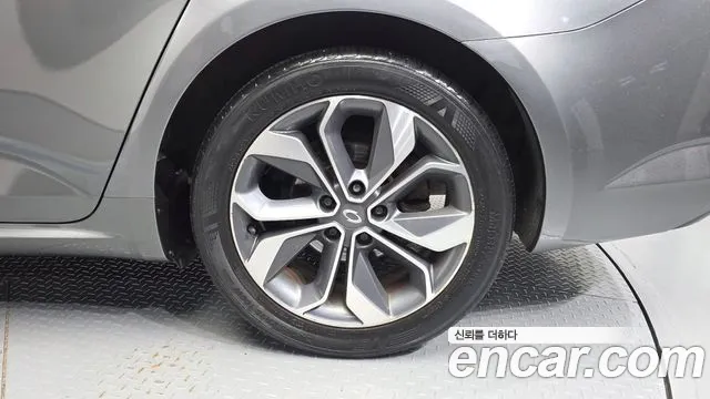 Renault-KoreaSamsung Megane 2019 thumb 4