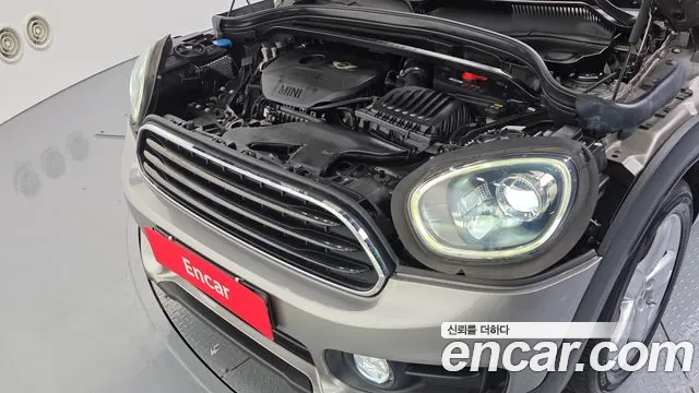 MINI Countryman 2019 thumb 6