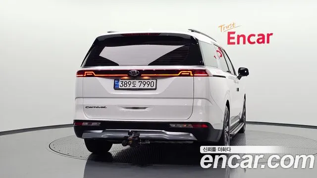 Kia Carnival 2020 thumb 3