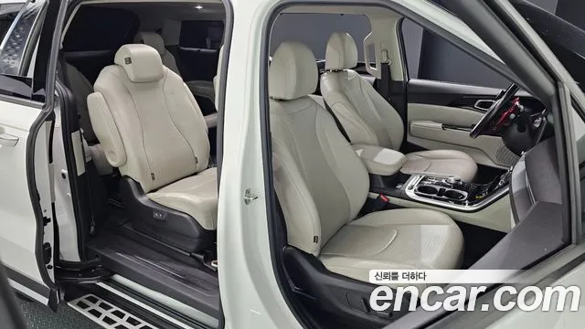 Kia Carnival 2020 thumb 10