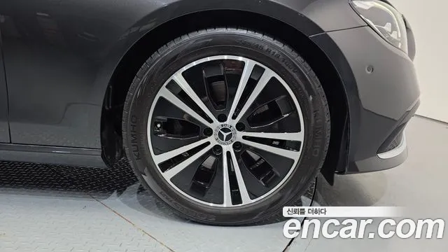 Mercedes-Benz E-Класс 2021 thumb 5