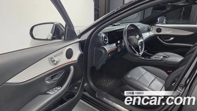Mercedes-Benz E-Класс 2021 thumb 10