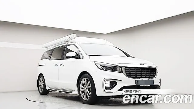 Kia Carnival 2019 thumb 3