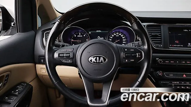 Kia Carnival 2019 thumb 7