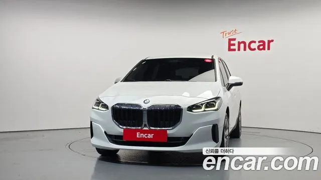 BMW 2-Series 2023 thumb 3