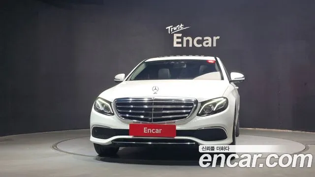 Mercedes-Benz E-Класс 2020 thumb 3