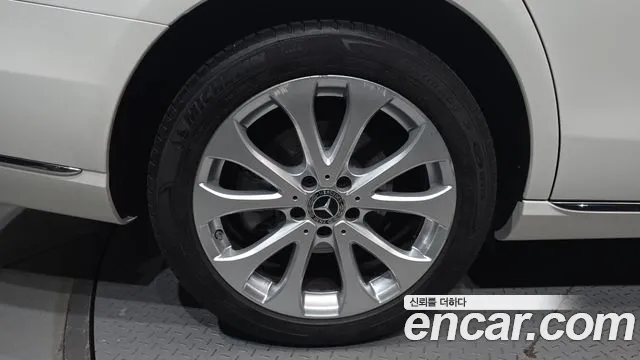 Mercedes-Benz E-Класс 2020 thumb 5