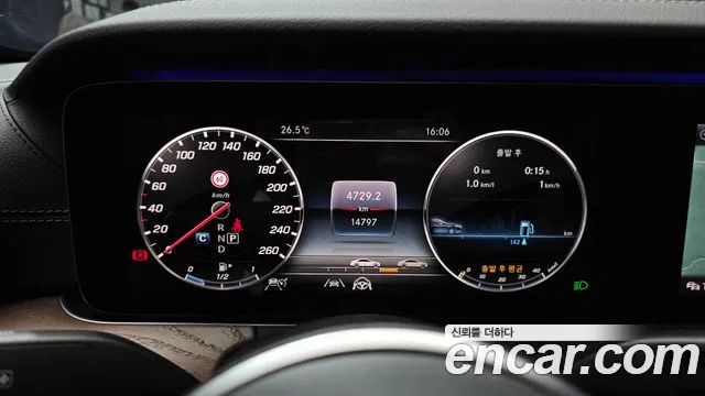 Mercedes-Benz E-Класс 2020 thumb 8