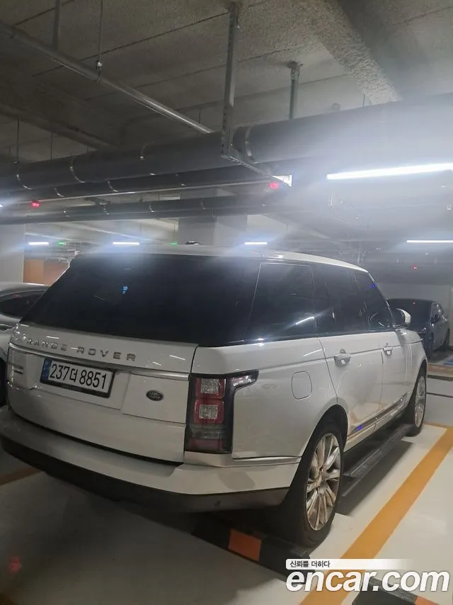 Land Rover Range Rover 2016 thumb 5