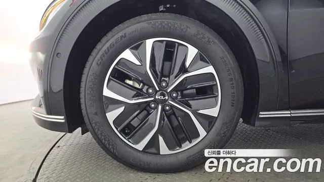 Kia EV6 2023 thumb 5