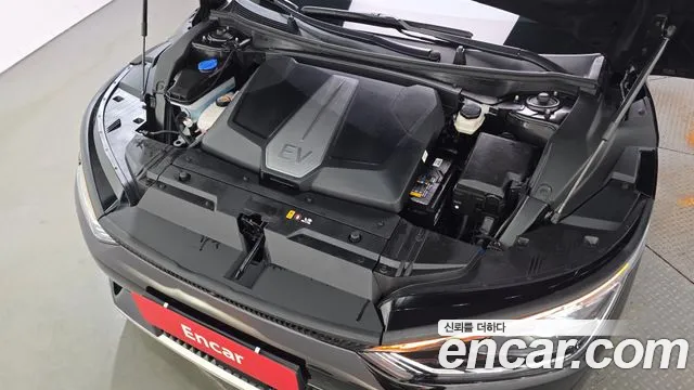 Kia EV6 2023 thumb 6